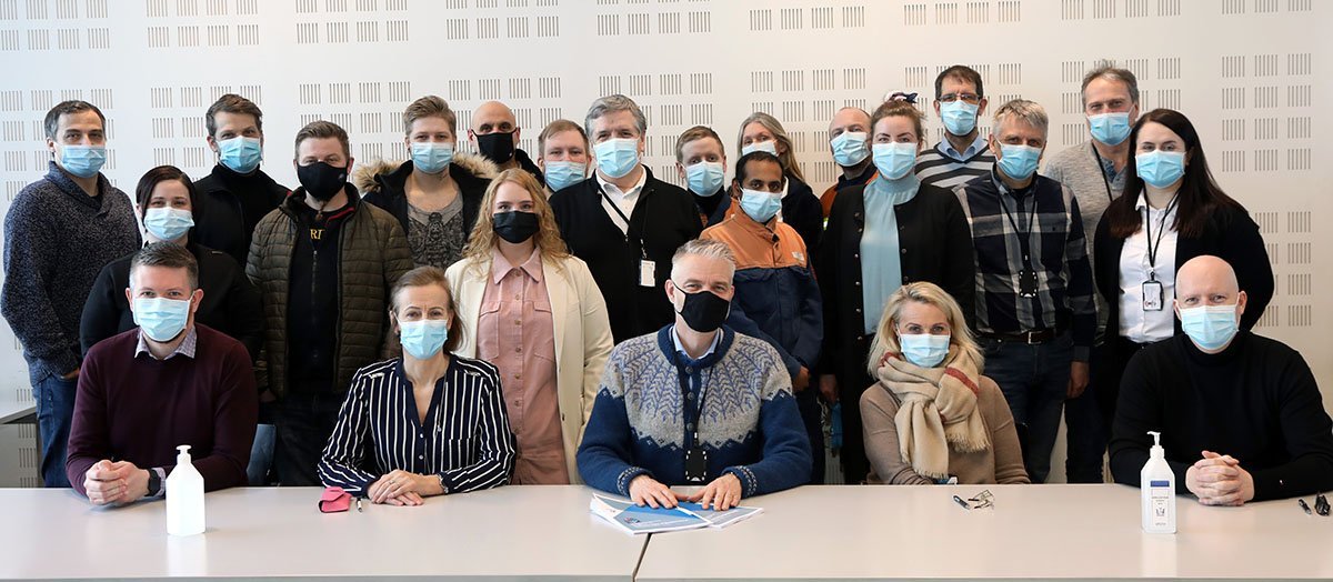 Frá undirritun nýs kjarasamnings milli AFLs starfsgreinafélags, Rafiðnaðarsambands Íslands og Alcoa …