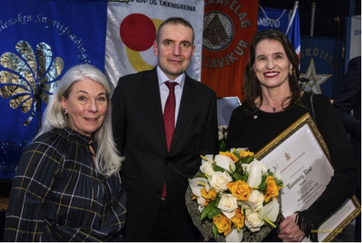 Valbjörg Elsa Haraldsdóttir formaður IMFR, Guðni Th. Jóhannesson forseti Íslands og Rannveig Rist, v…