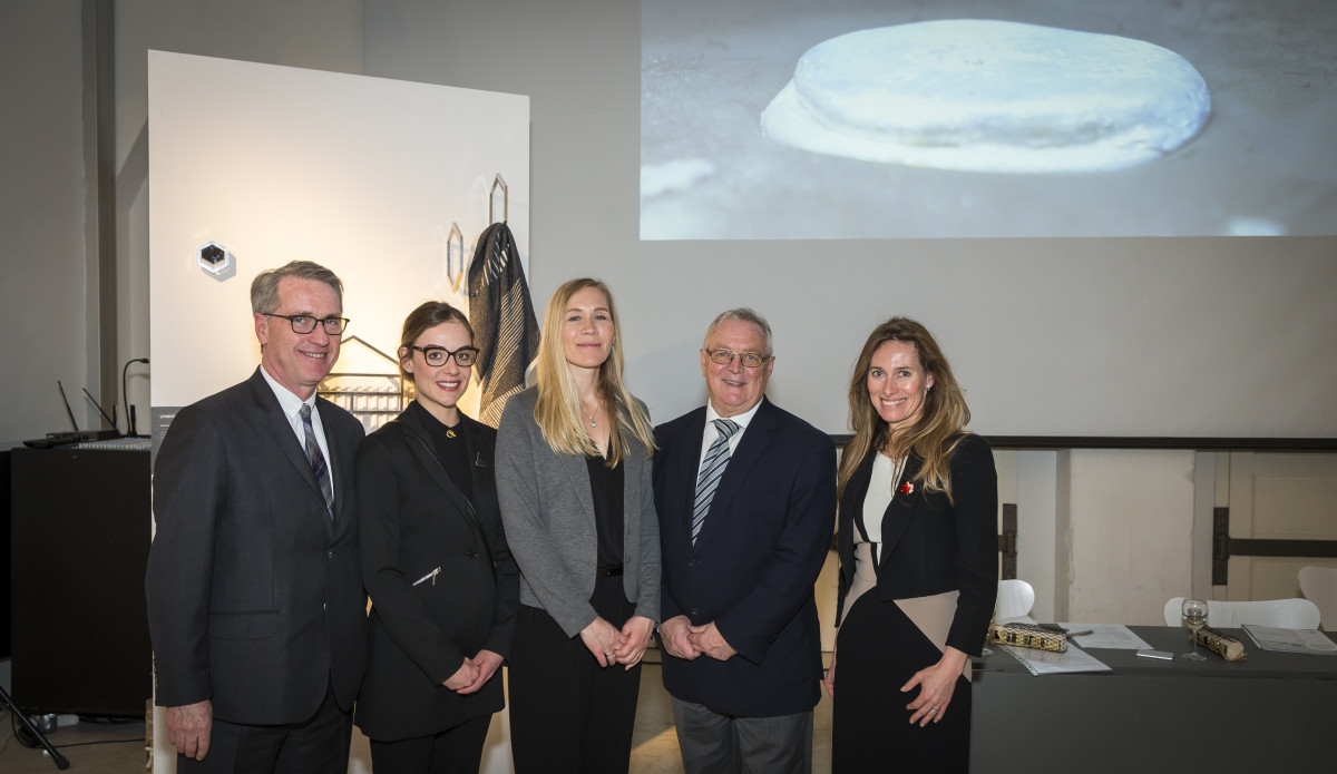 John A. Coleman, skrifstofustjóri viðskiptaskrifstofu Quebec í London, Malika Cherry, framkvæmdastjó&hellip;